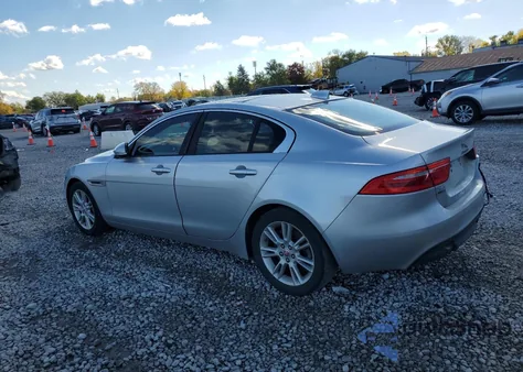 2018 Jaguar Xe Premium из США, поврежденный, VIN SAJAD4FX7JCP34432